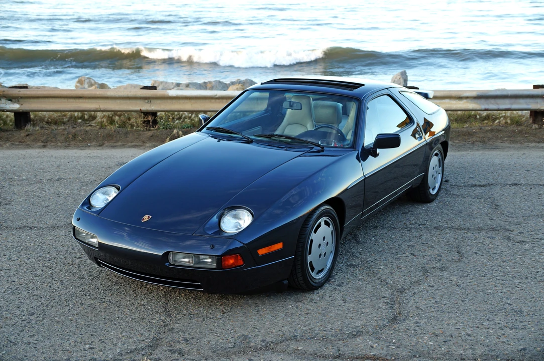 1987 Porsche 928 S4 - Image 2 of 31