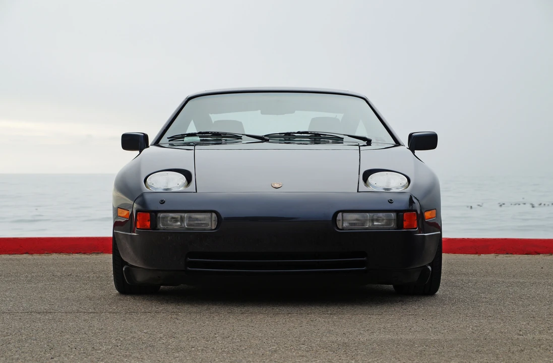 1987 Porsche 928 S4 - Image 17 of 31