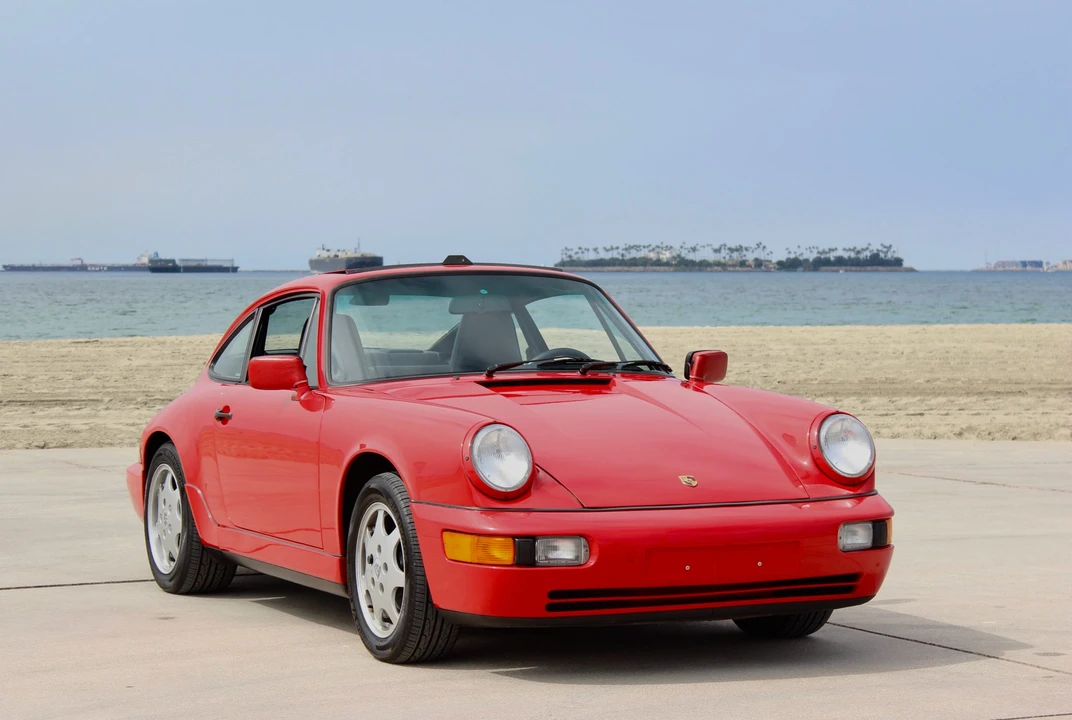 1989 Porsche 964 Carrera 4 - Image 15 of 31