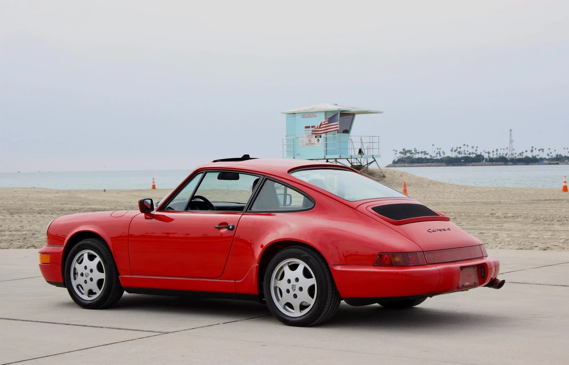 1989 Porsche 964 Carrera 4 - Image 25 of 31