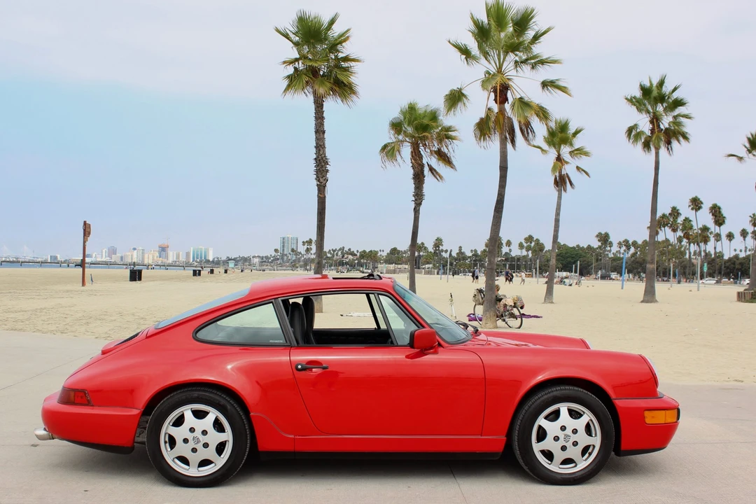 1989 Porsche 964 Carrera 4 - Image 17 of 31