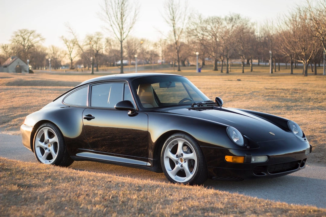 1997 Porsche 993 Carrera - Image 1 of 31