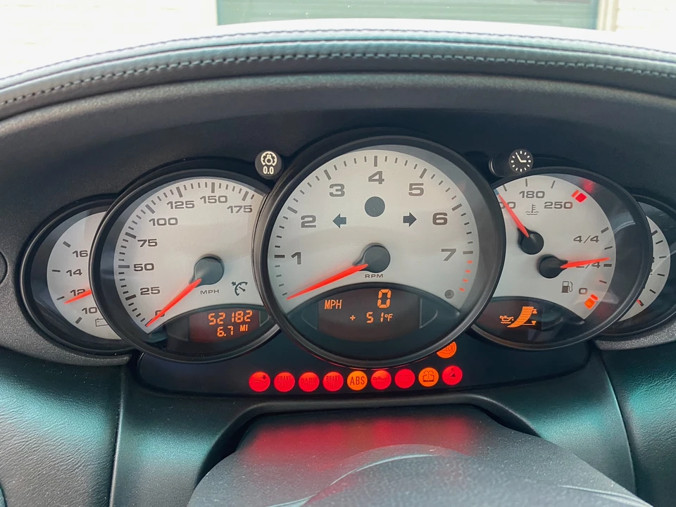 1999 Porsche 996 Carrera - Image 30 of 31
