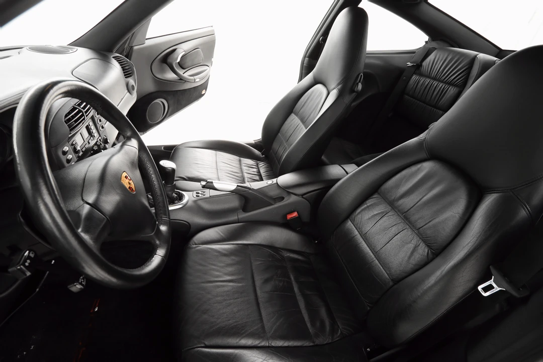1999 Porsche 996 Carrera - Image 24 of 31
