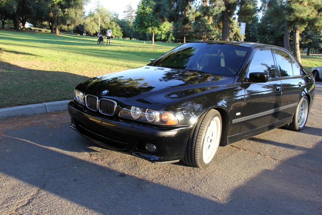 2003 BMW E39 540i - Image 10 of 31