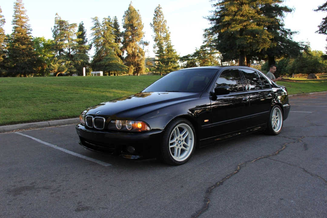 2003 BMW E39 540i - Image 14 of 31