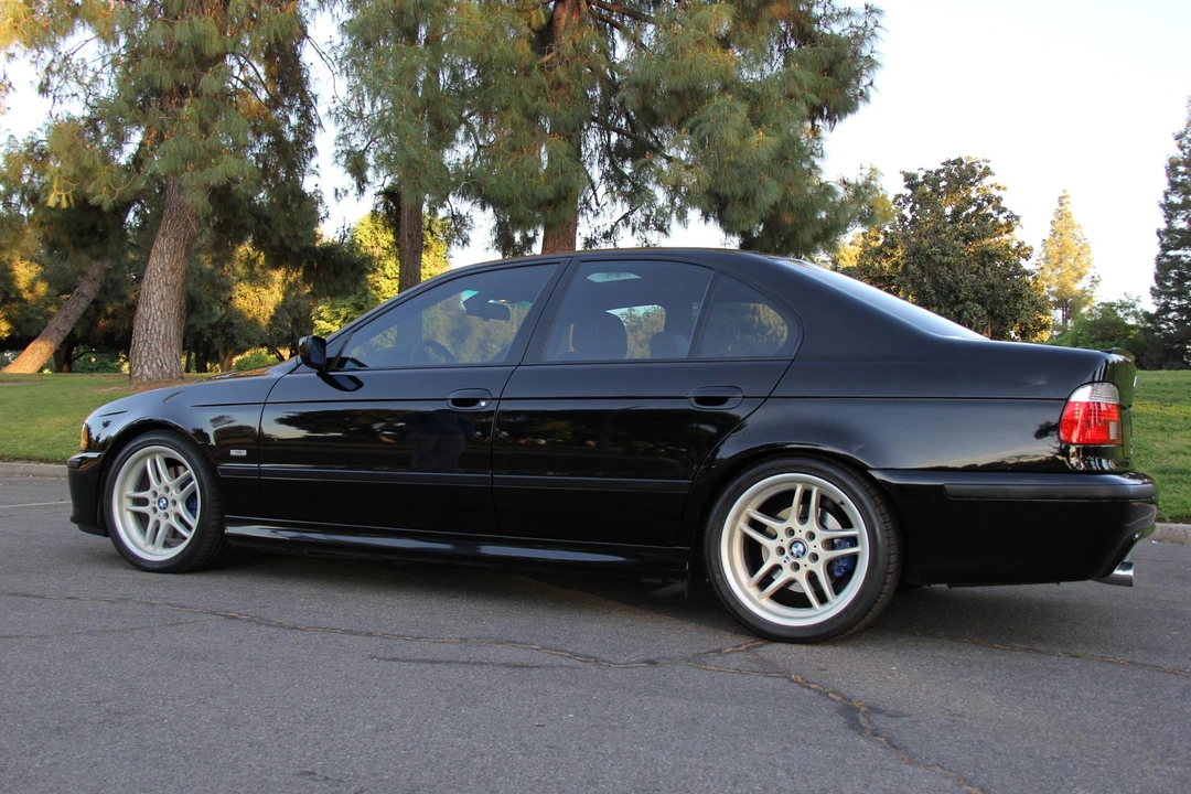 2003 BMW E39 540i - Image 22 of 31
