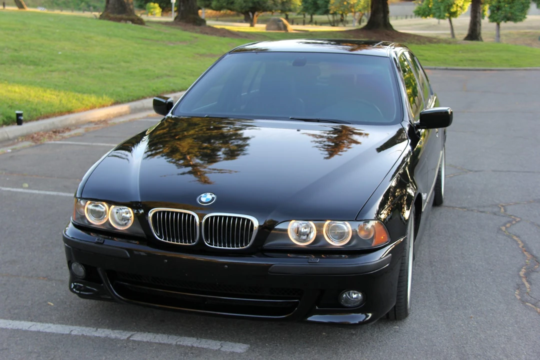 2003 BMW E39 540i - Image 3 of 31