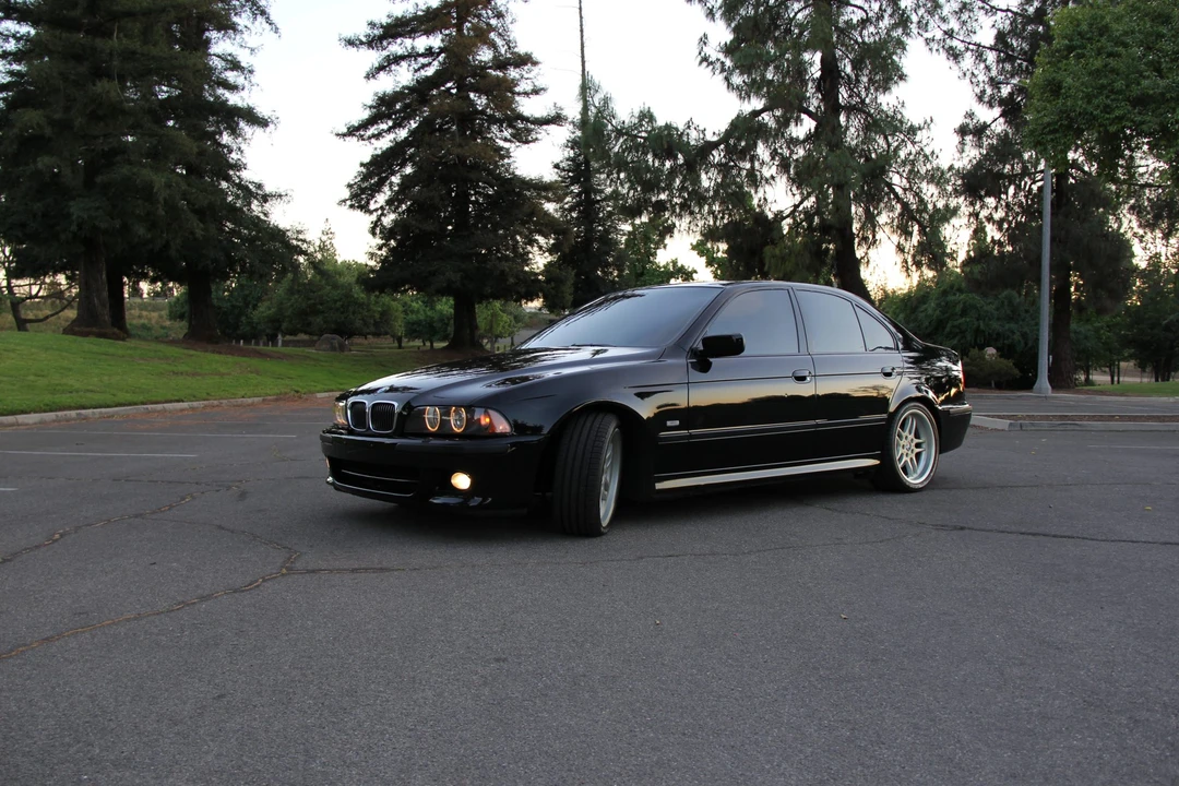 2003 BMW E39 540i - Image 19 of 31