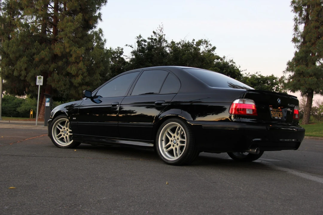 2003 BMW E39 540i - Image 30 of 31