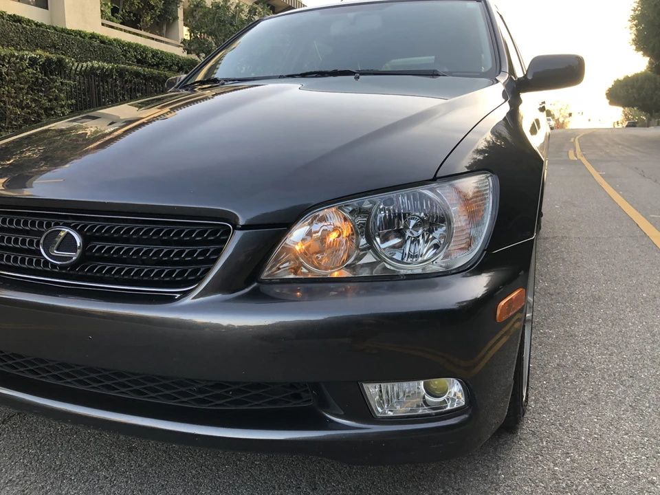 2003 Lexus IS 1st Gen - Image 24 of 31