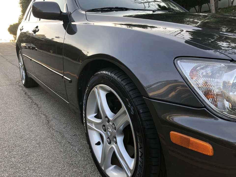 2003 Lexus IS 1st Gen - Image 25 of 31