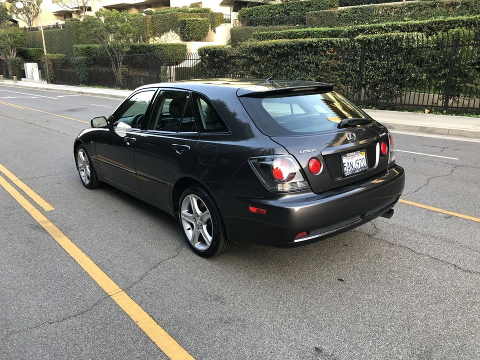 2003 Lexus IS 1st Gen - Image 8 of 31