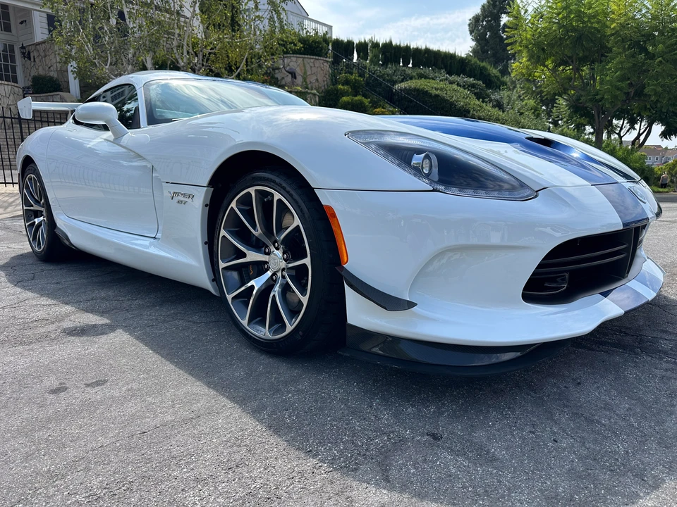 2017 Dodge Viper 5th Gen - Image 14 of 31