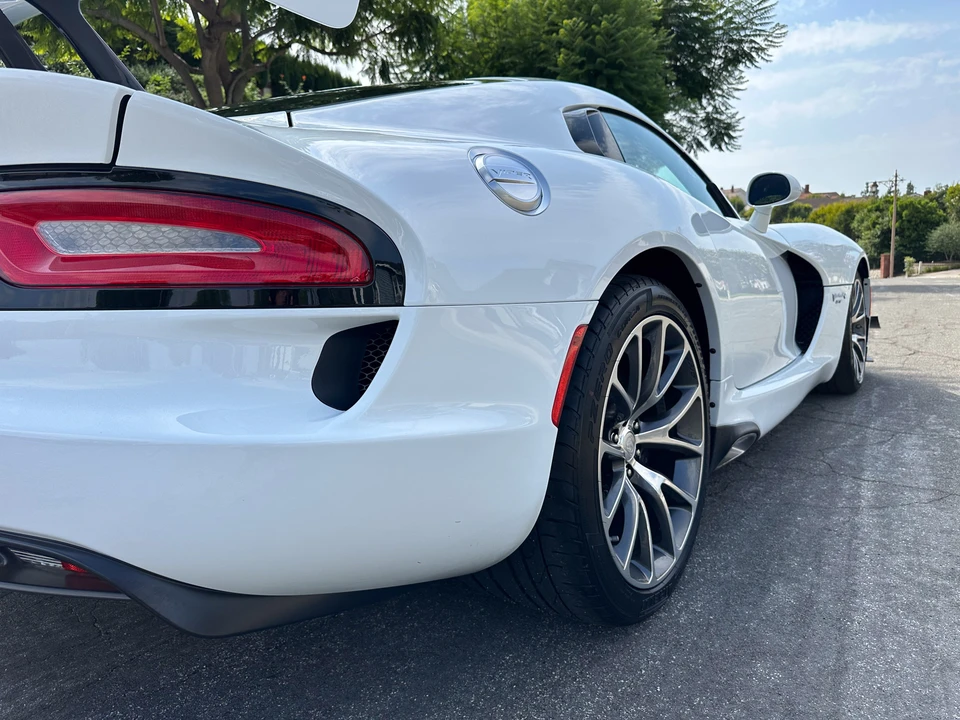 2017 Dodge Viper 5th Gen - Image 22 of 31