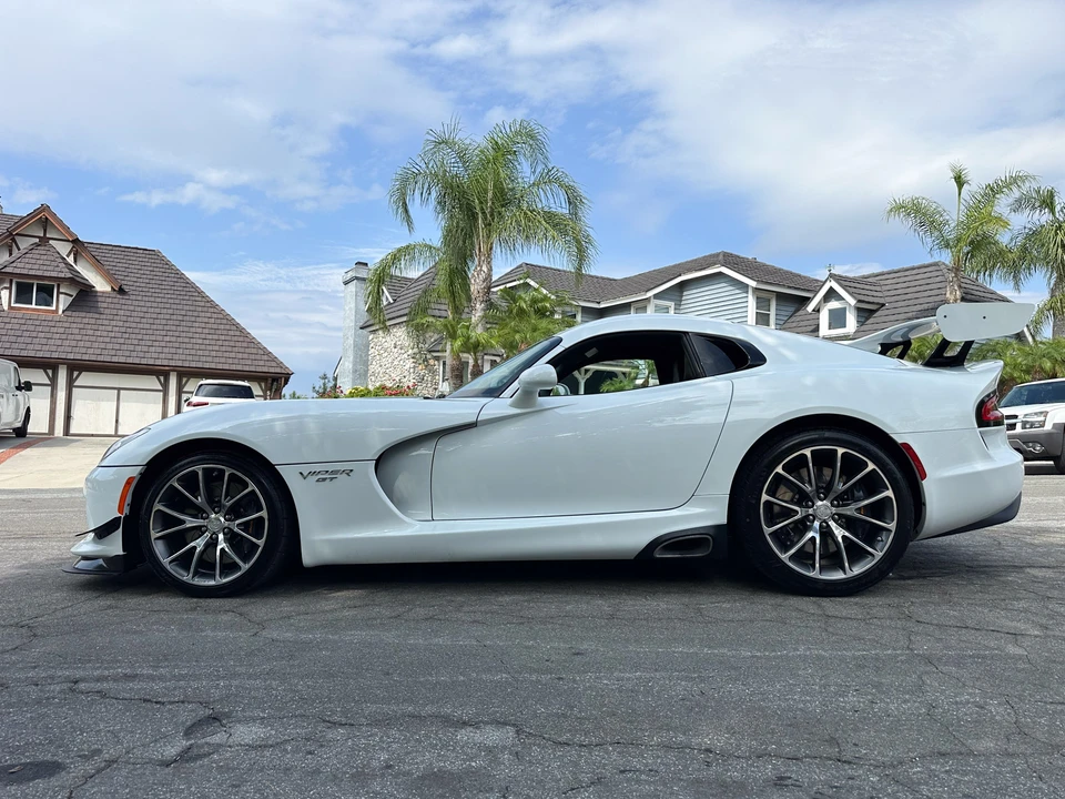 2017 Dodge Viper 5th Gen - Image 12 of 31