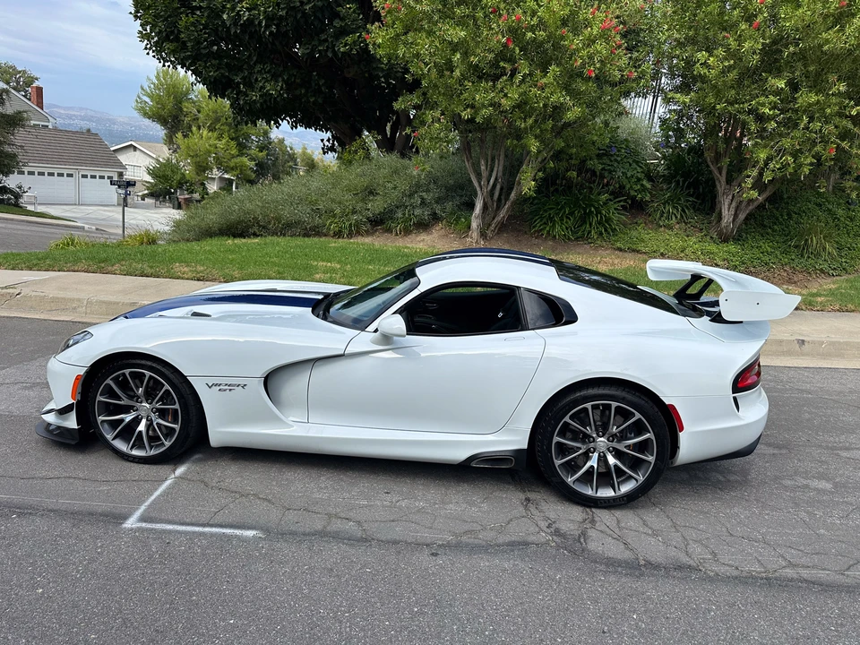 2017 Dodge Viper 5th Gen - Image 11 of 31