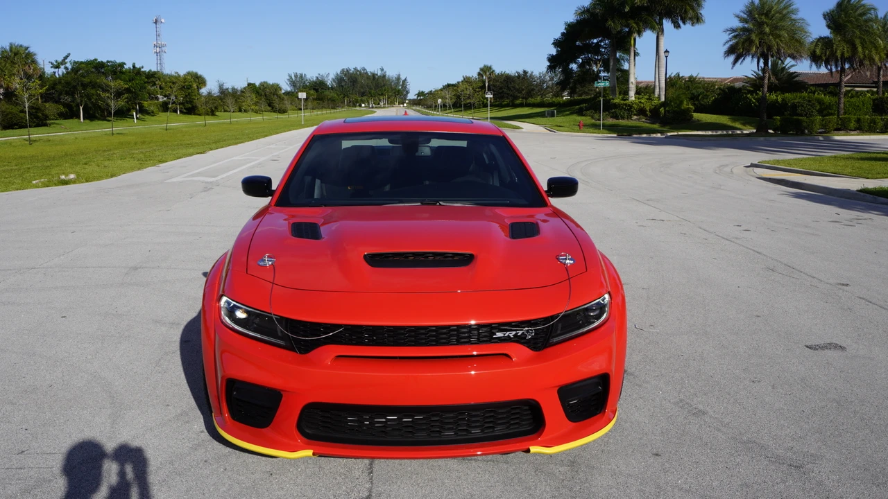 2023 Dodge Charger SRT Hellcat 7th Gen - Image 14 of 31