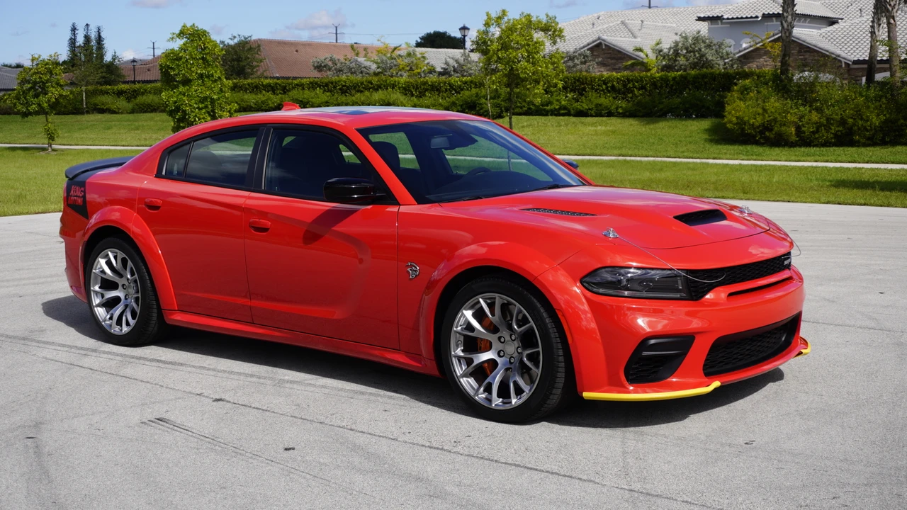 2023 Dodge Charger SRT Hellcat 7th Gen - Image 5 of 31