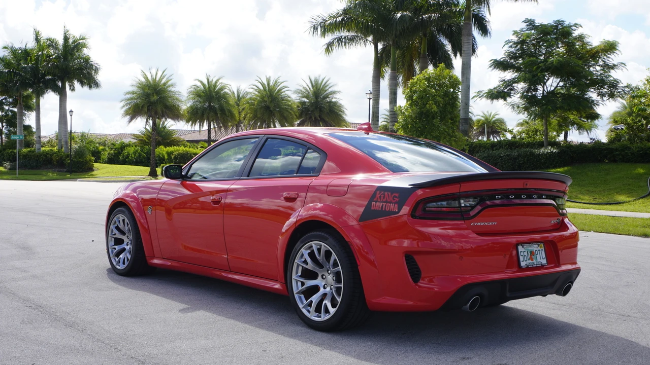 2023 Dodge Charger SRT Hellcat 7th Gen - Image 26 of 31