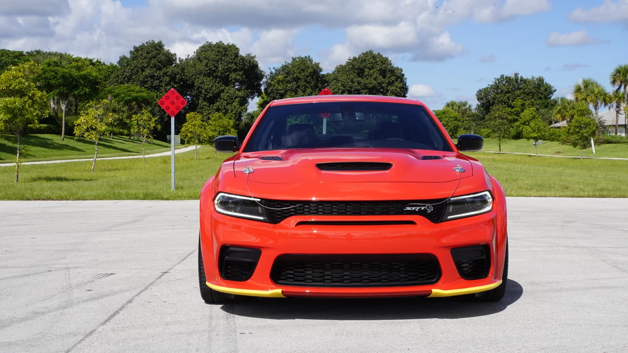 2023 Dodge Charger SRT Hellcat 7th Gen - Image 12 of 31