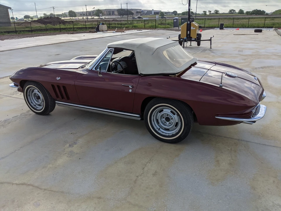 1965 Chevrolet Corvette C2 - Image 14 of 31