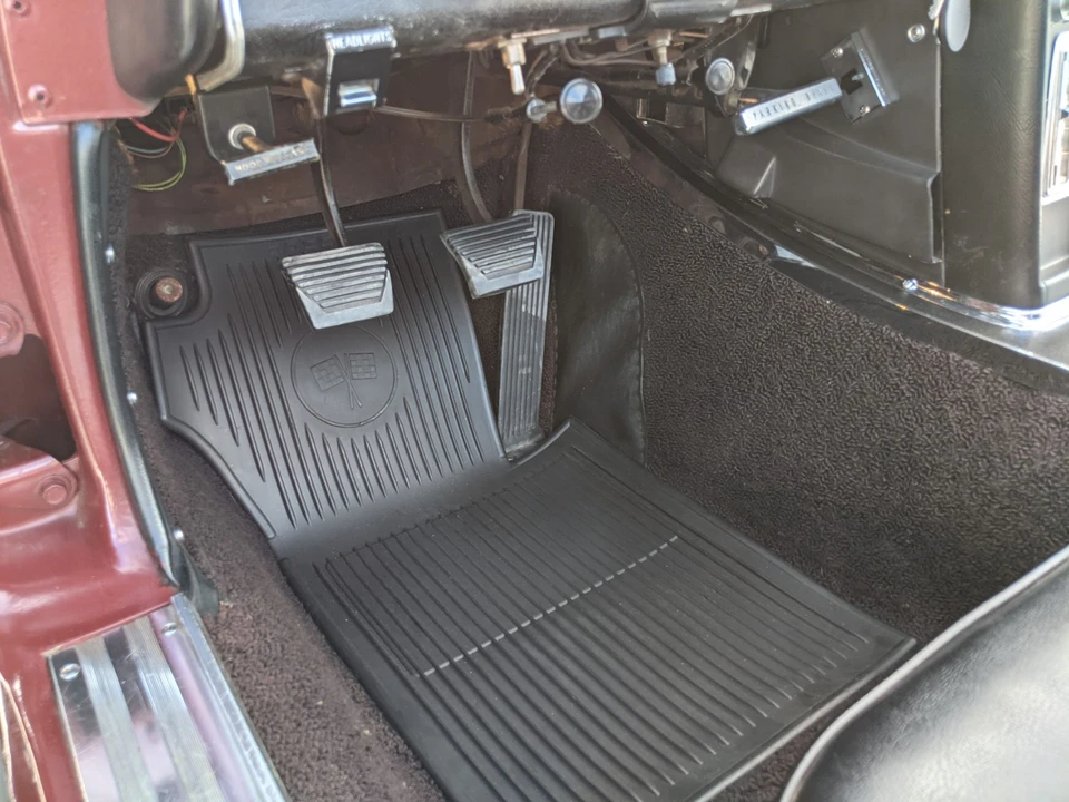 1965 Chevrolet Corvette C2 - Image 26 of 31