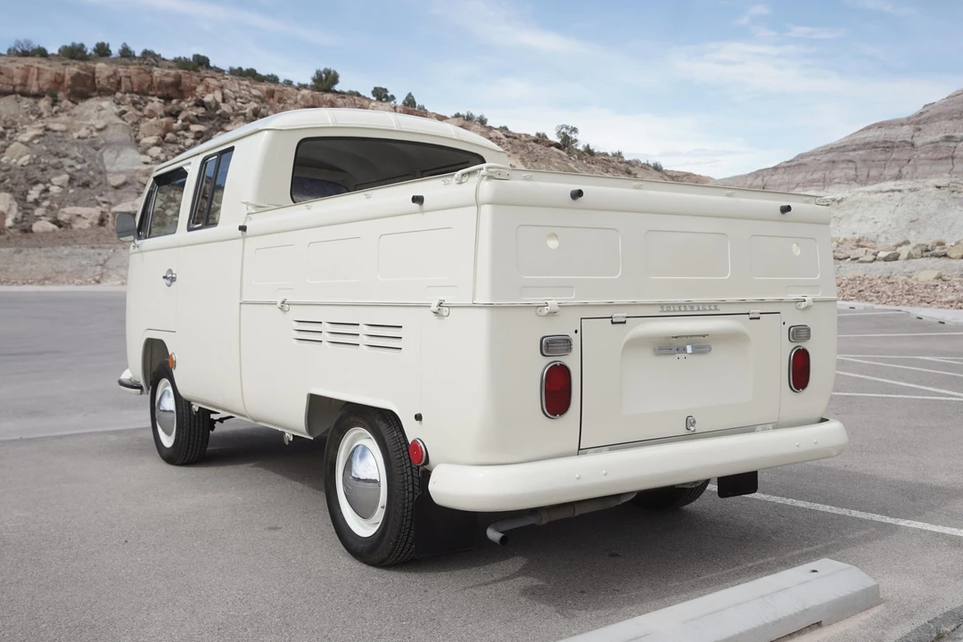 1968 Volkswagen Bay-Window Pickup - Image 14 of 31
