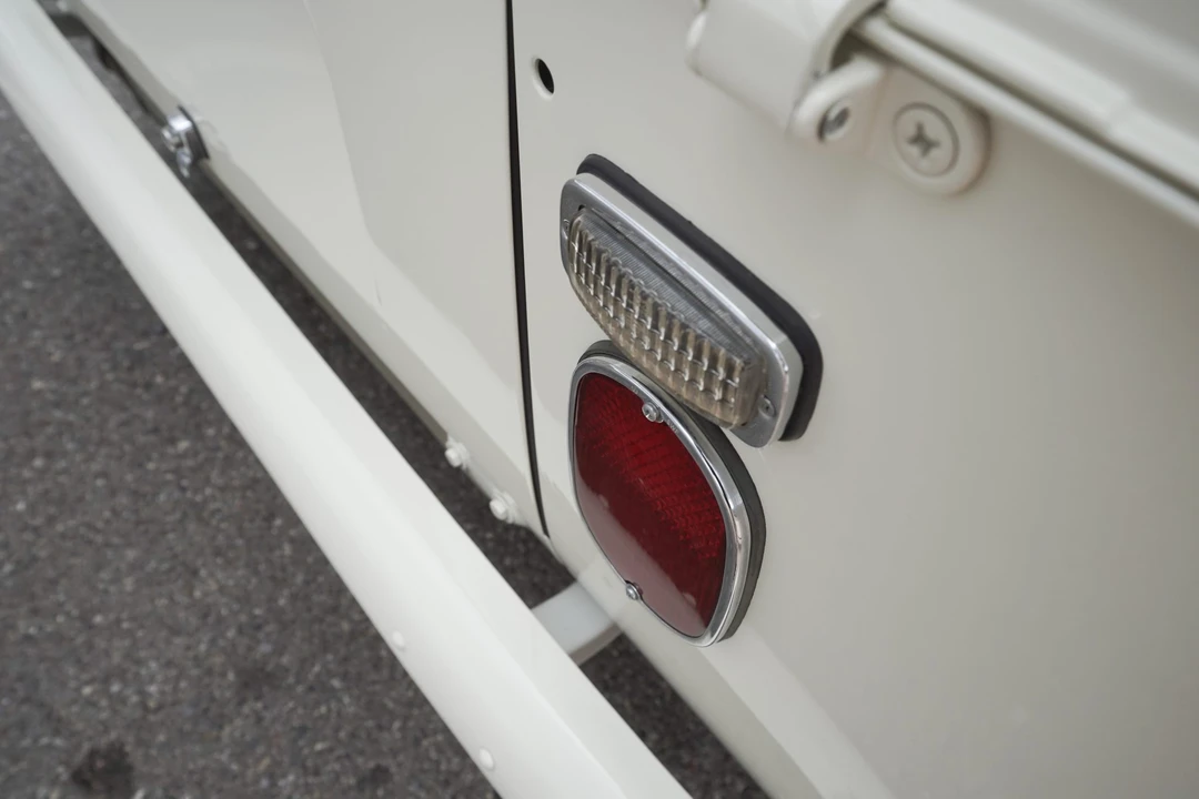 1968 Volkswagen Bay-Window Pickup - Image 27 of 31