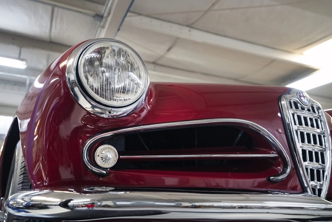 1957 Alfa Romeo 1900 - Image 29 of 31