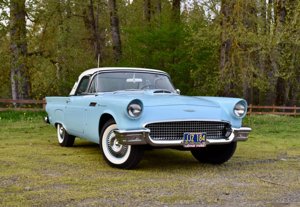 1957 Ford Thunderbird 1st Gen - Image 26 of 31