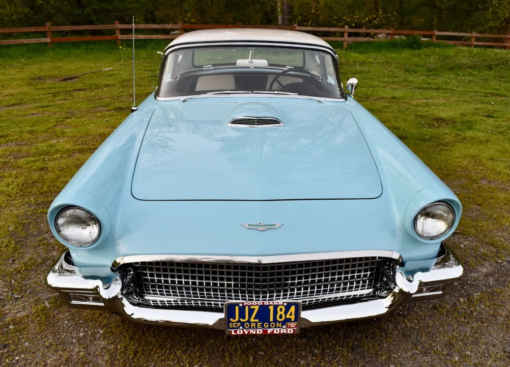 1957 Ford Thunderbird 1st Gen - Image 27 of 31