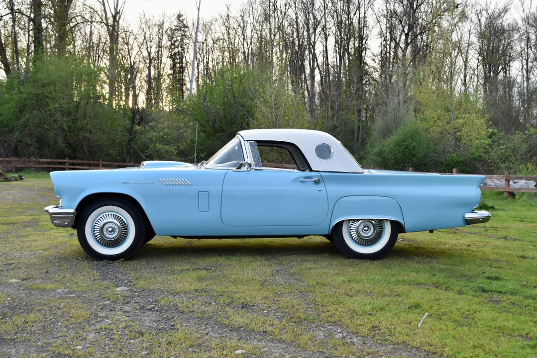 1957 Ford Thunderbird 1st Gen - Image 9 of 31