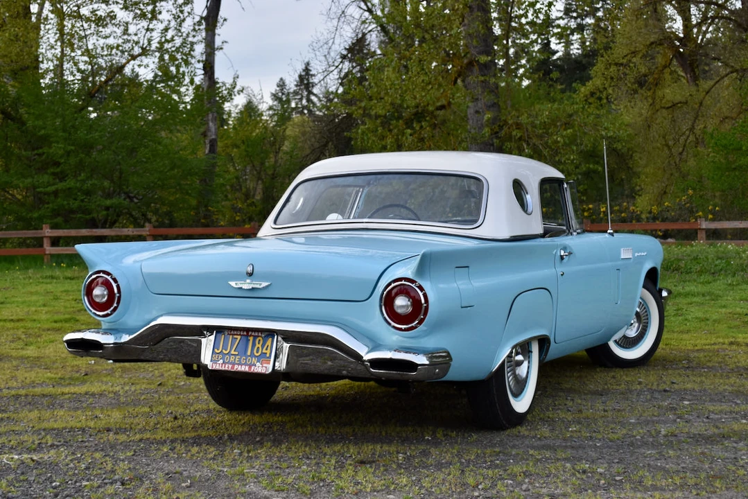 1957 Ford Thunderbird 1st Gen - Image 18 of 31