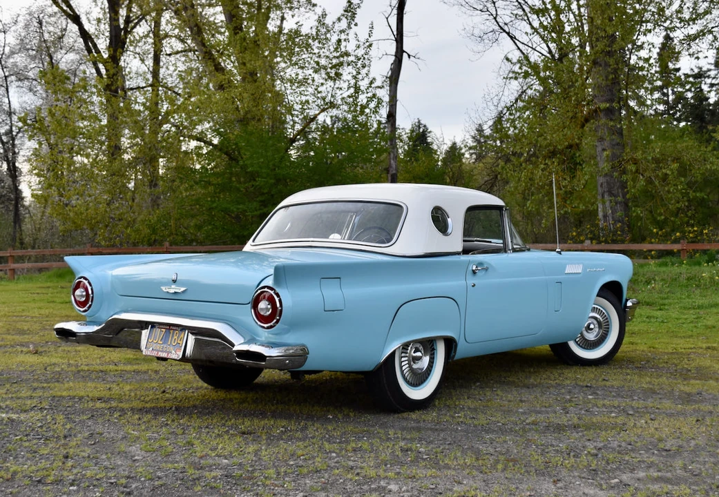 1957 Ford Thunderbird 1st Gen - Image 19 of 31