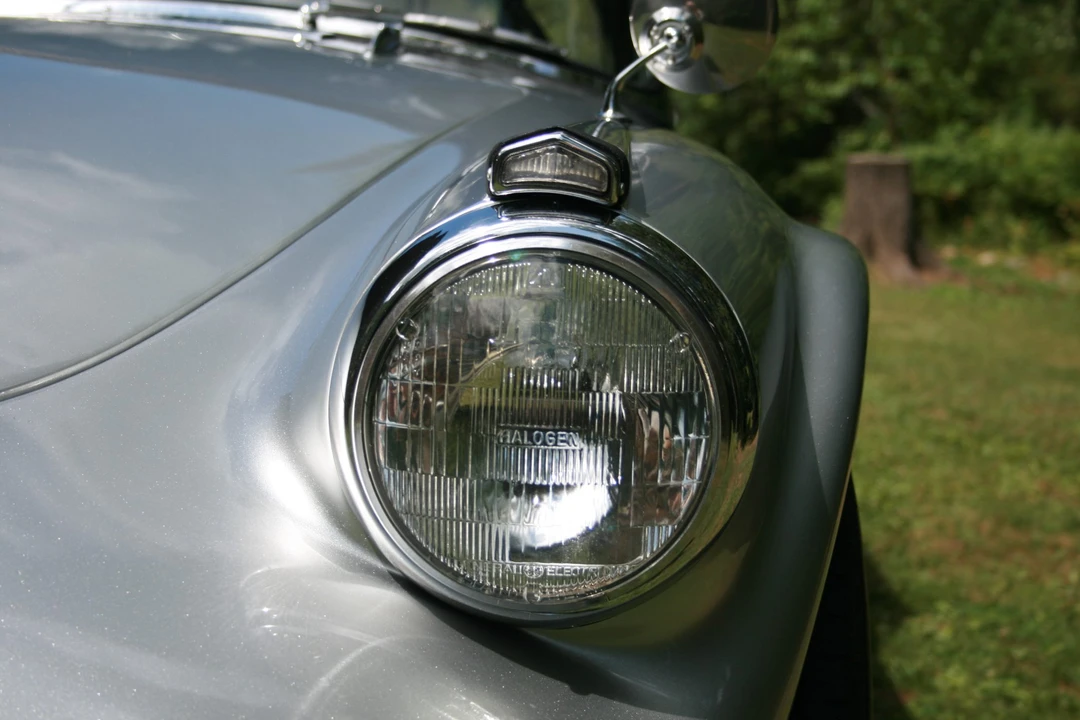 1961 Daimler SP250 - Image 18 of 31