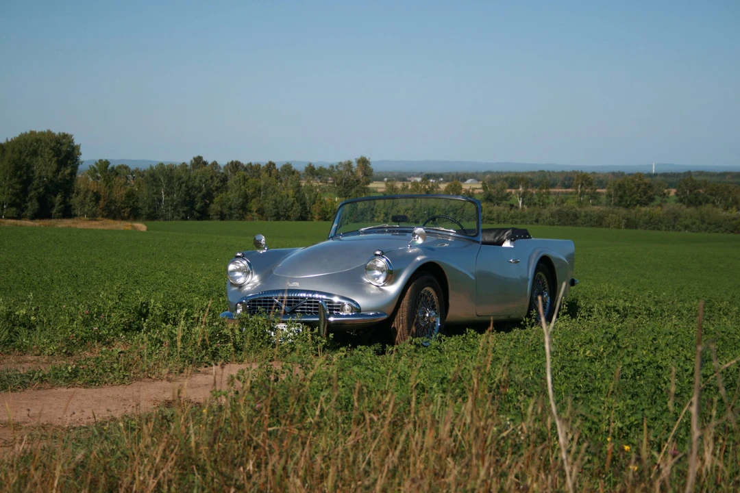 1961 Daimler SP250 - Image 3 of 31