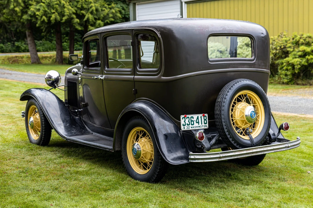 1932 Ford Model 18 & 40 - Image 8 of 31
