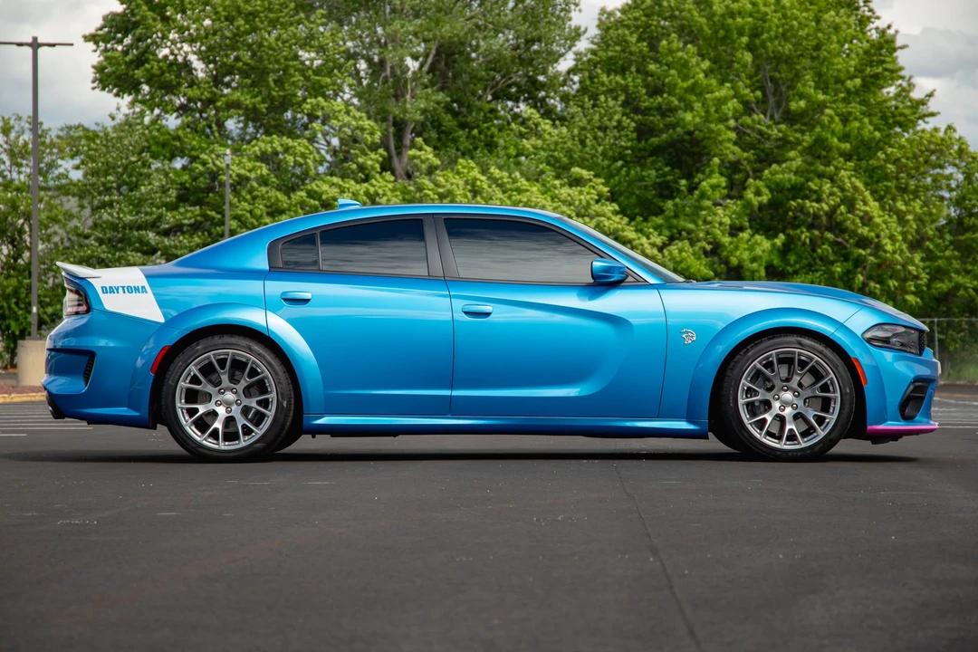 2020 Dodge Charger SRT Hellcat 7th Gen - Image 15 of 31