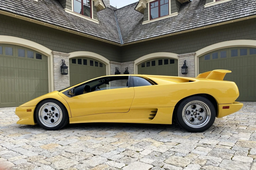 1991 Lamborghini Diablo - Image 11 of 31