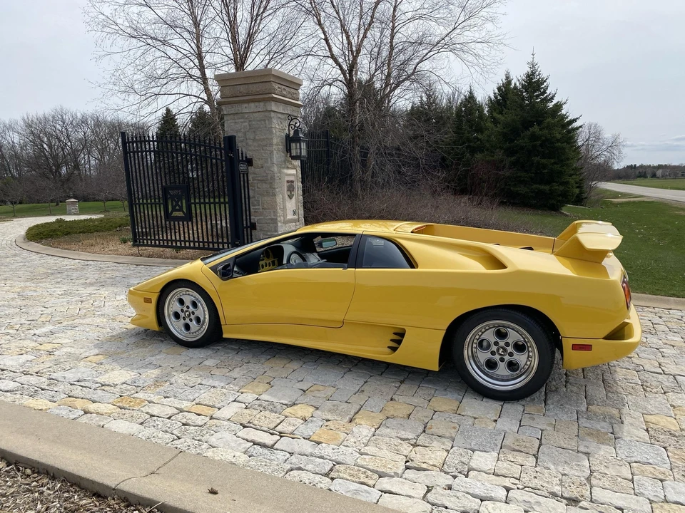 1991 Lamborghini Diablo - Image 12 of 31