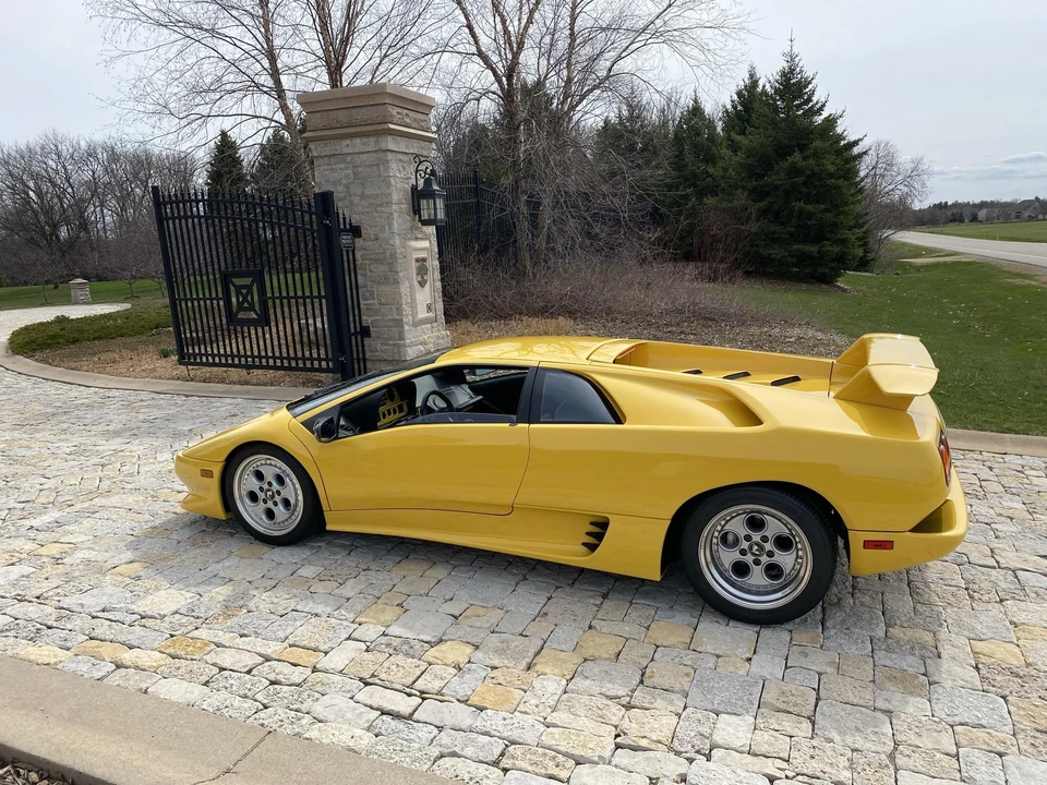 1991 Lamborghini Diablo - Image 13 of 31