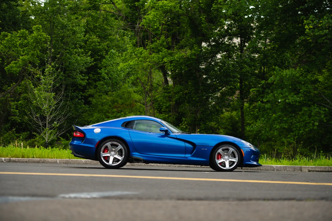 2013 Dodge Viper 5th Gen - Image 5 of 31
