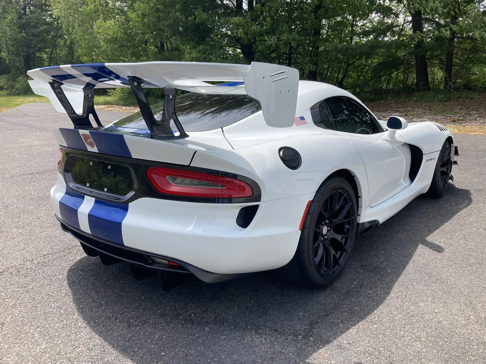 2017 Dodge Viper ACR 5th Gen - Image 12 of 31