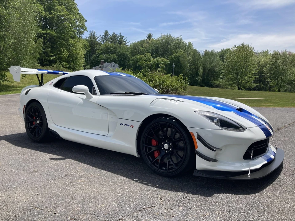 2017 Dodge Viper ACR 5th Gen - Image 5 of 31