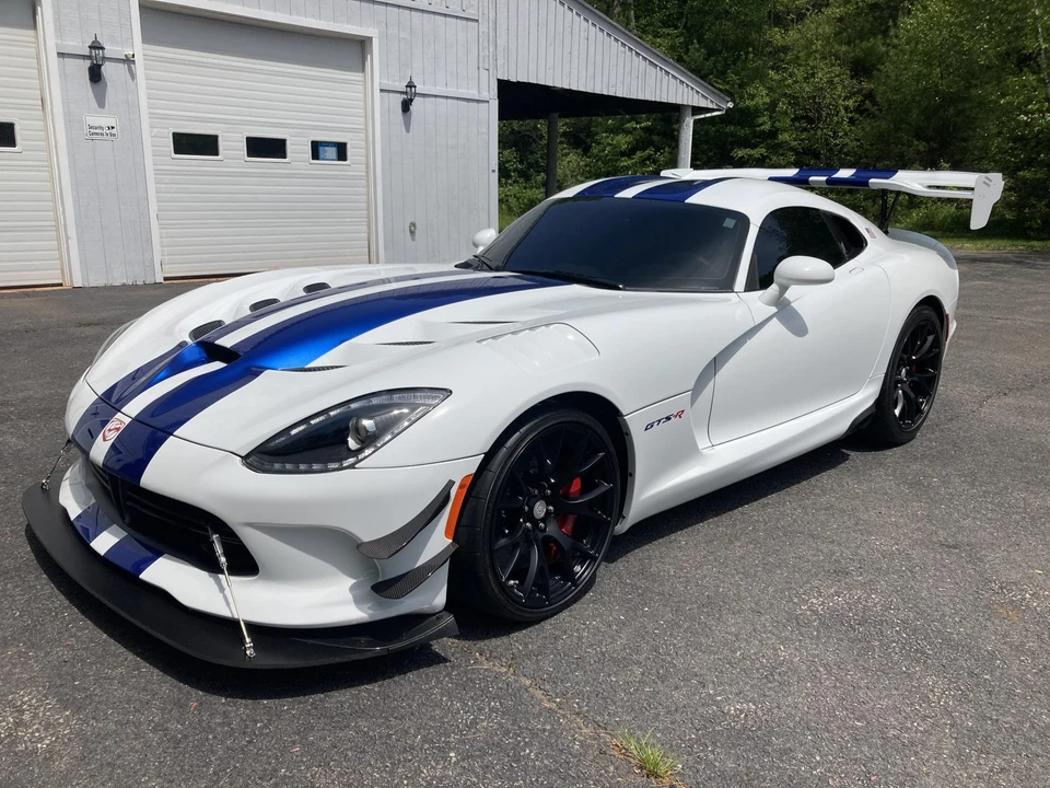 2017 Dodge Viper ACR 5th Gen - Image 21 of 31