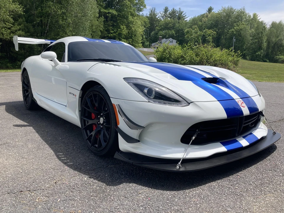 2017 Dodge Viper ACR 5th Gen - Image 3 of 31