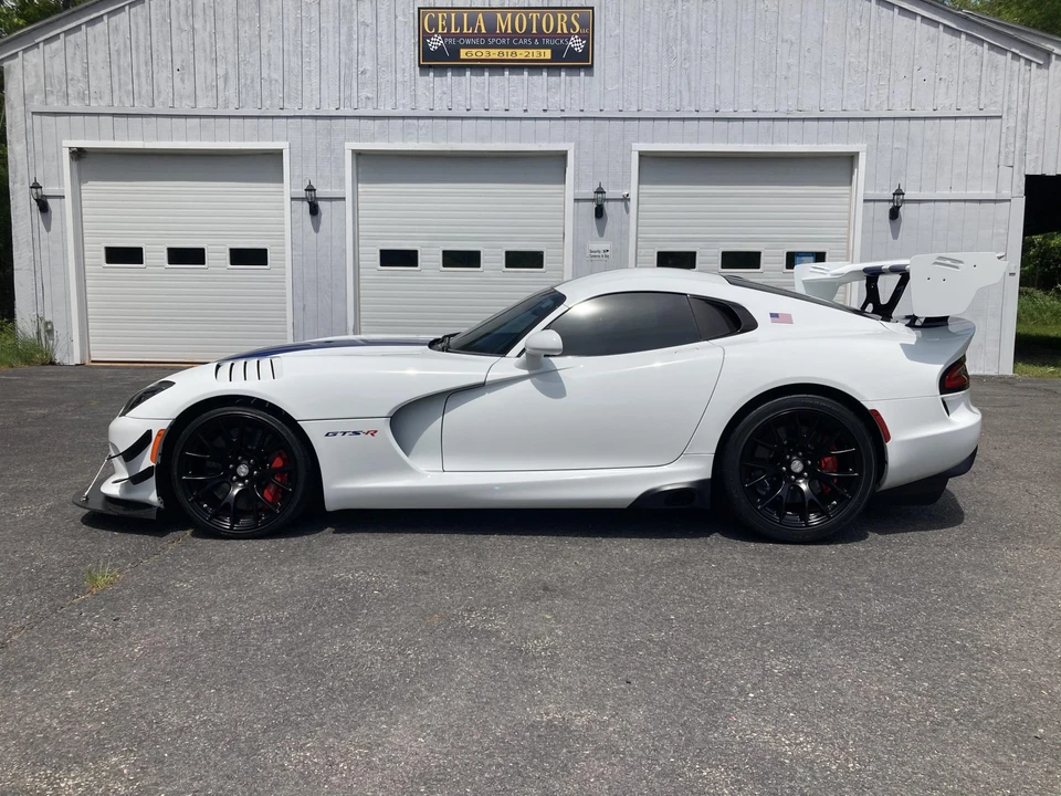 2017 Dodge Viper ACR 5th Gen - Image 17 of 31