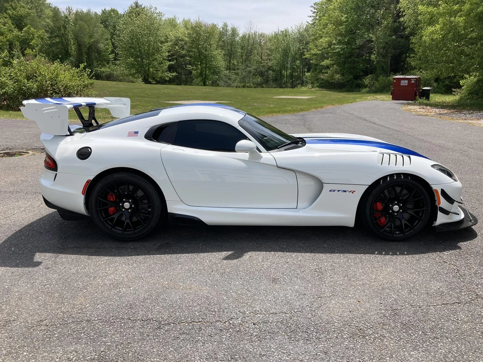 2017 Dodge Viper ACR 5th Gen - Image 8 of 31