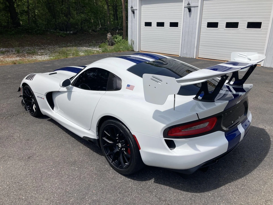 2017 Dodge Viper ACR 5th Gen - Image 15 of 31